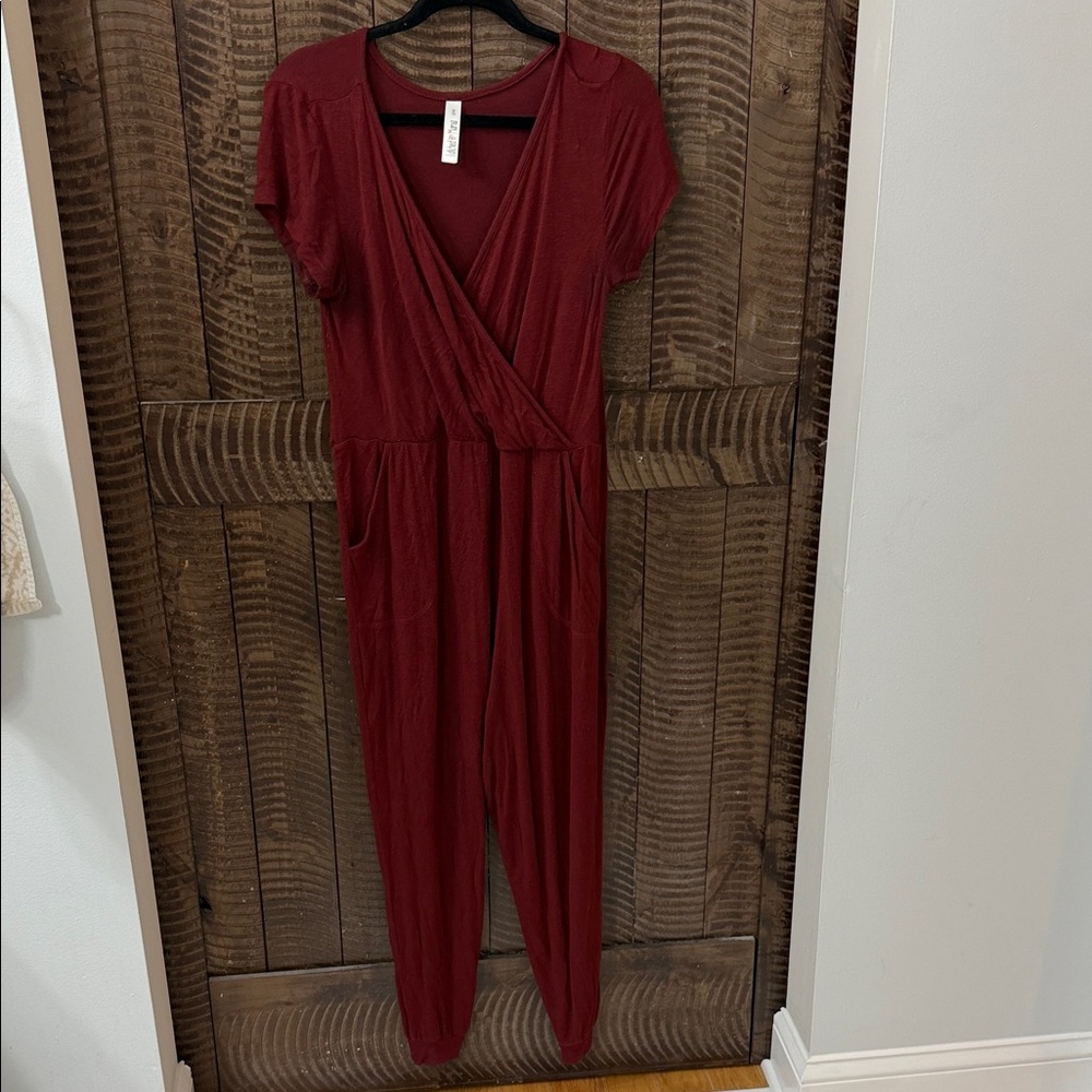 Elegant Burgundy Jumpsuit